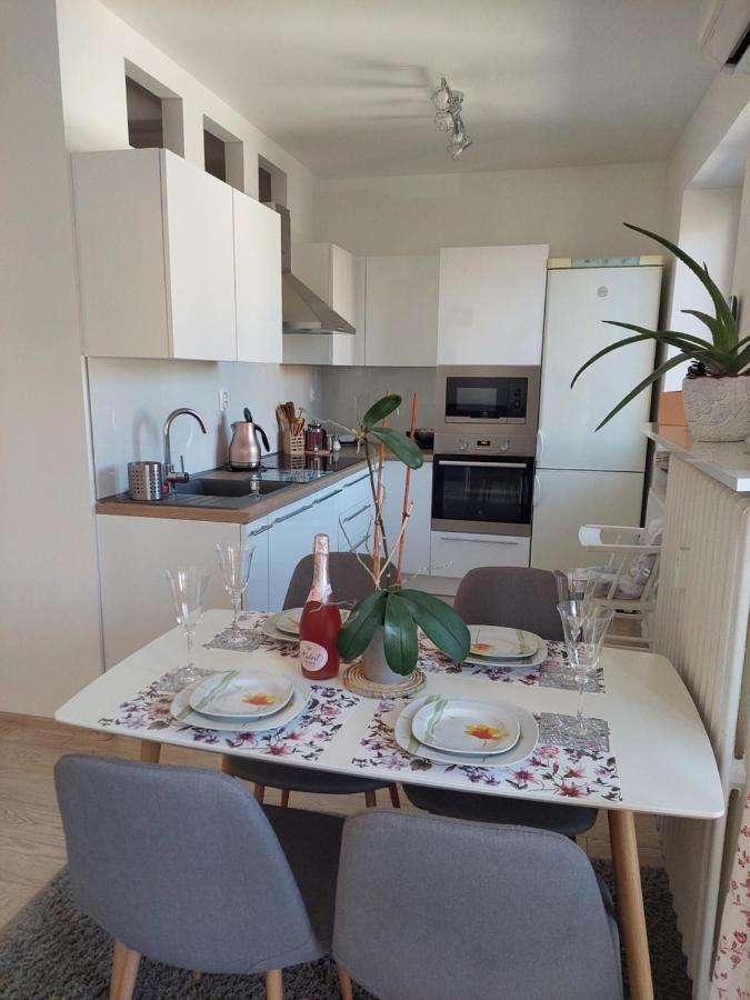 Emily Apartment Koszyce Zewnętrze zdjęcie