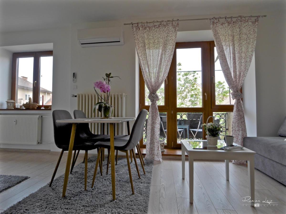 Emily Apartment Koszyce Zewnętrze zdjęcie